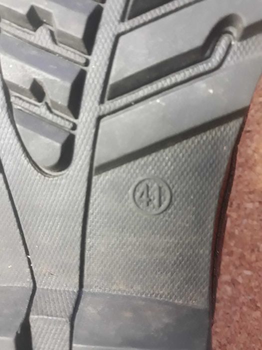 Sapatos biqueira aço em pele 41