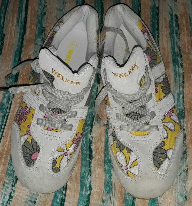 Женские Новые Кроссовки Кожа Walker 39р. И Новый Спорт. костюм 52р.