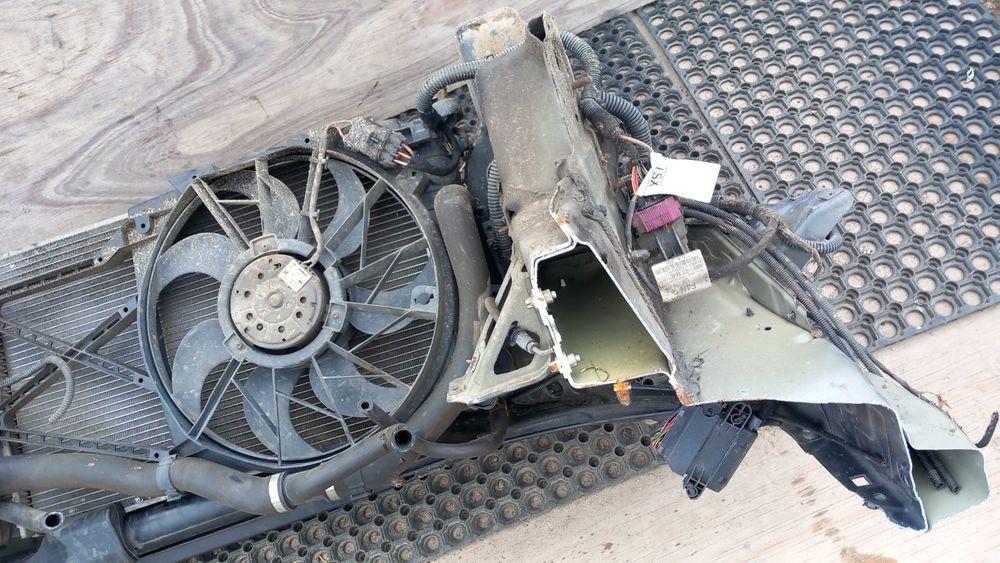 Opel Astra H 1.4B Pas Przedni Komplet Z168