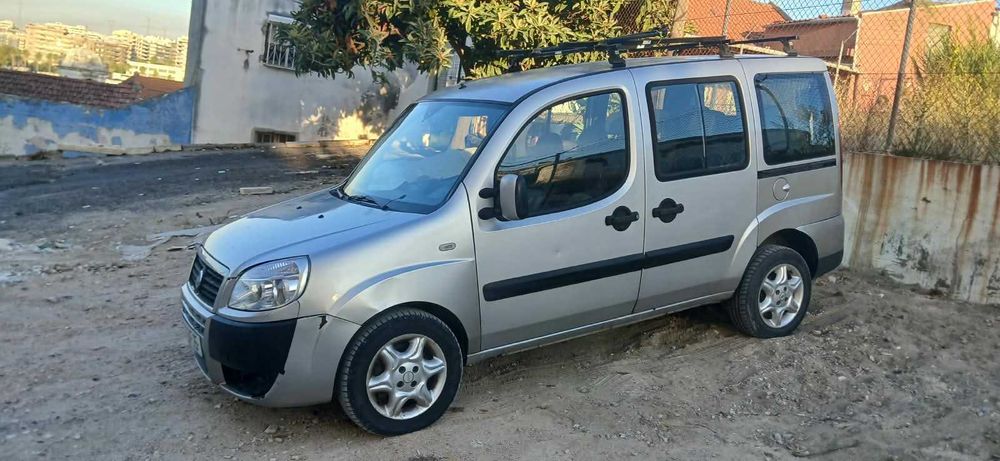 Fiat Doblo (7 lugares) 2007