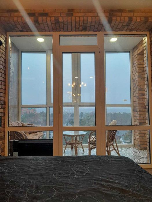 Видовий пентхаус з авторським ремонтом! Центр!