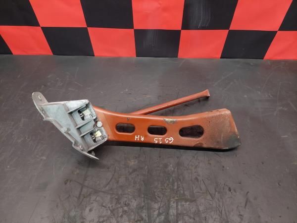 Suporte Para-choques Frente Direito IVECO Daily III Furgão/Combi