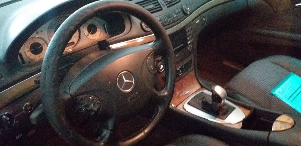 Mercedes-Benz 220 — fotografia 9