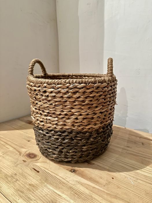 Корзина з морської трави