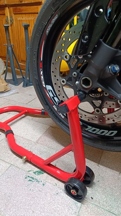 Suzuki GSXR 1000 k8