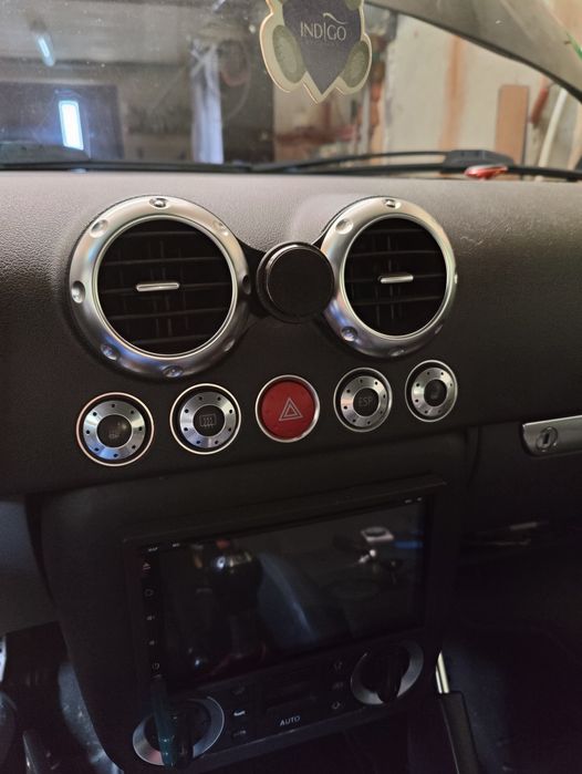 Uchwyt na telefon Audi TT 8n kątowy