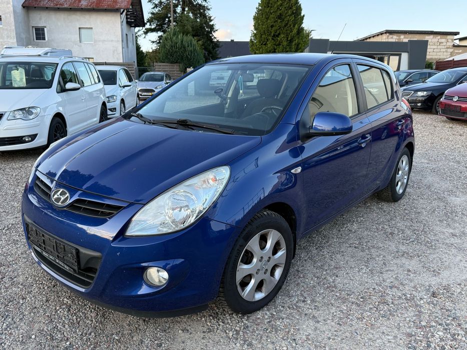 Hyundai i20