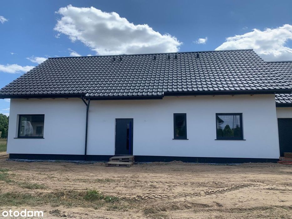 Nowy dom wolnostojący w Szklarach Dolnych - stan deweloperski.