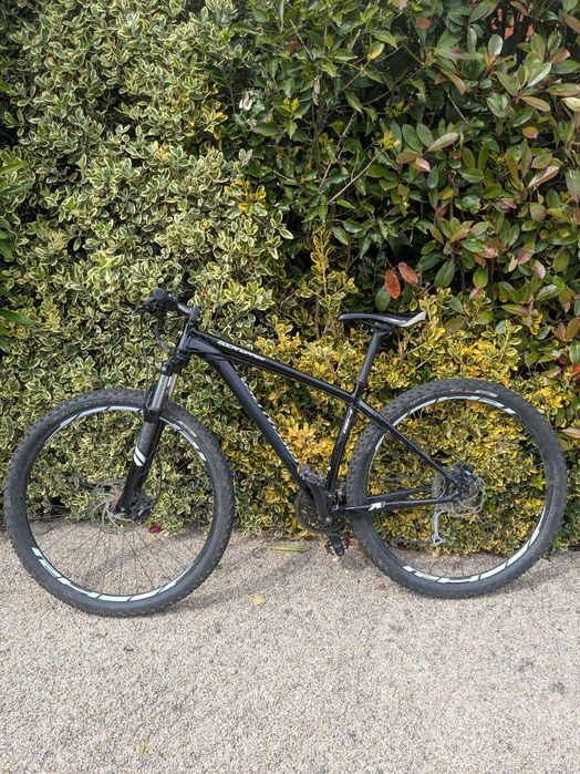 Bicicleta Specialized Rockhopper - Roda 29'' Tamanho M