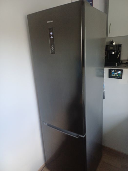 Frigorífico combinado Cecotec 356 L