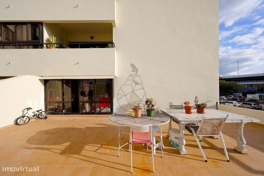 Apartamento  T1 com Terraço  em Portimão