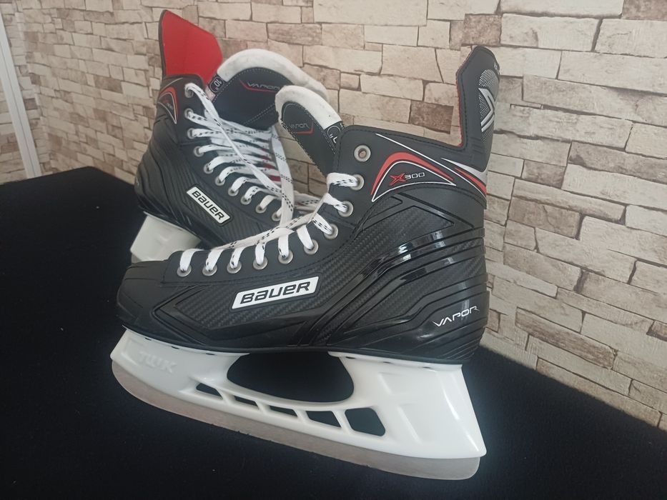 Łyżwy hokejowe Bauer X300 roz.45.5EU.