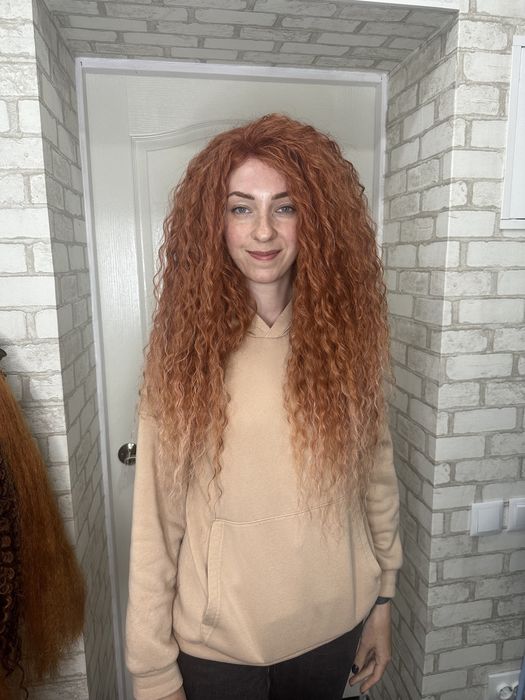 Афронарощування волосся, афрокоси, афрокучері, термозаміщення, дреди