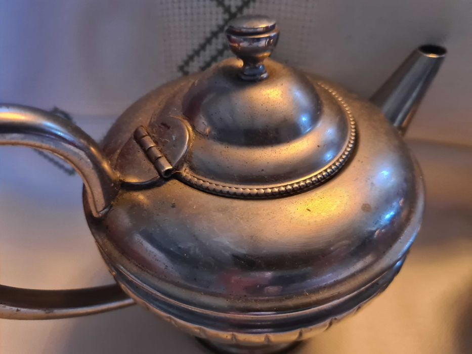 Tete à tete e cafeteira anos 3m casquinha