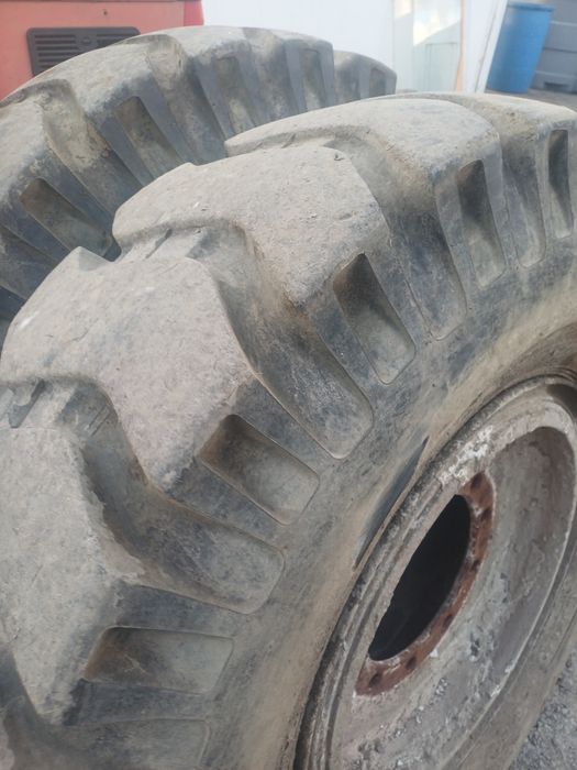 Opony 14,00 /24 koła 14,00 24