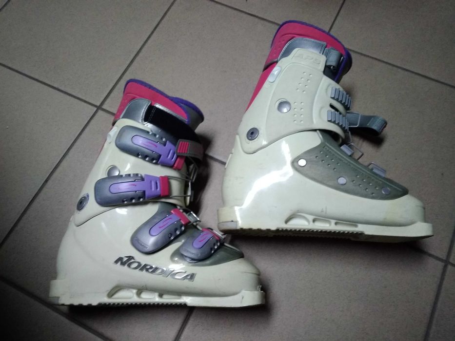 Buty narciarskie Nordica 24-24,5