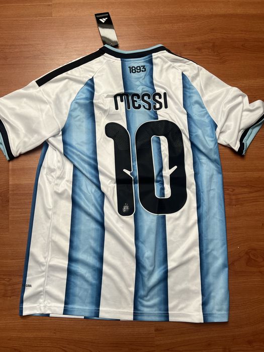 Koszulka pilkarska Messi