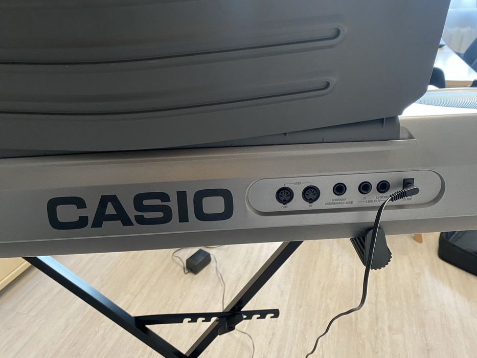 Keyboard pianino CASIO WK-1800