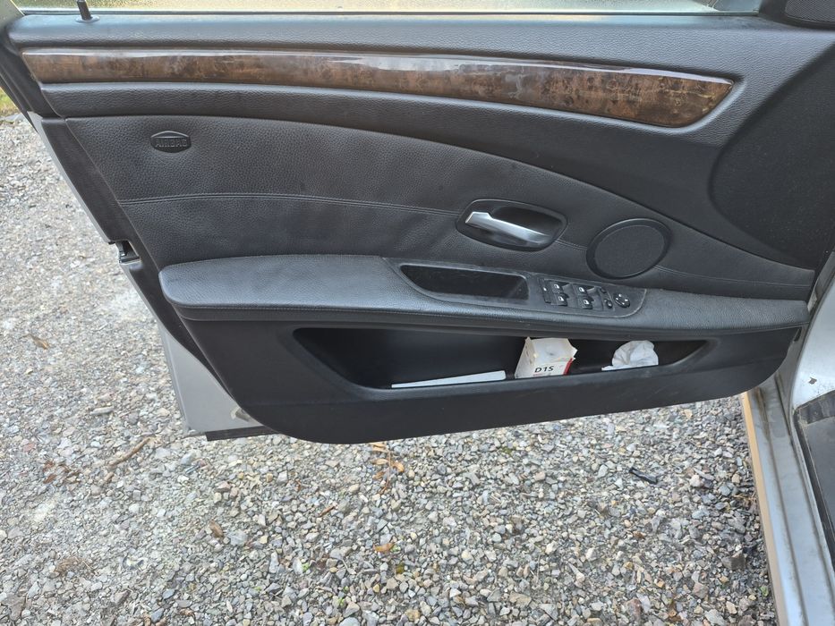 Boczki tapicerka drzwi bmw e60 e61 lift polift LCI