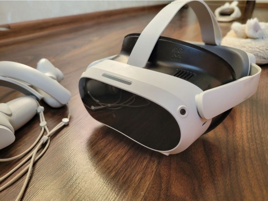 Pico 4 256 GB Vr шлем