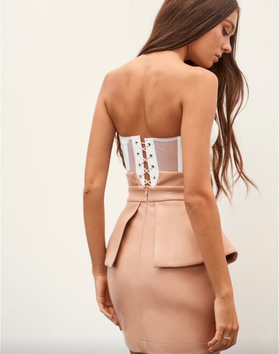 Юбка з экошкіри блідо- рожева , висока посадка ,розмір S-M, нова