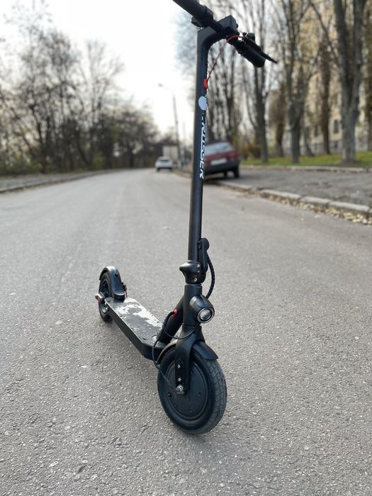 Електросамокат. Crosser e9