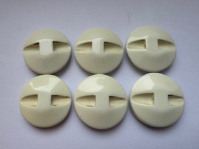 Пуговицы для блузы, платья - беж, перламутр, d = 2 см