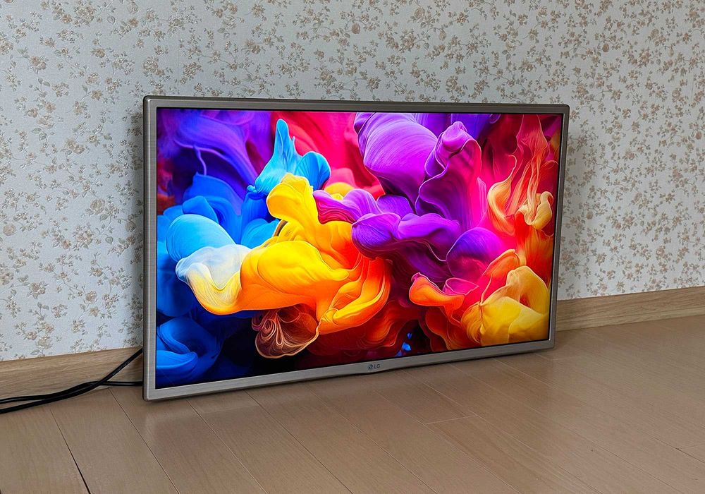 Телевізор LG 32LF5610 (32" LED IPS Full HD / DVB-T2 / HDMI / USB)