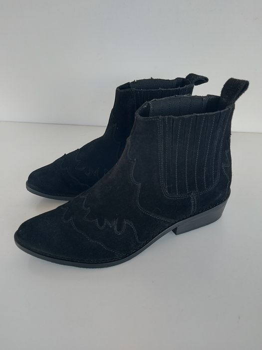 Buty damskie sztyblety skórzane w rozmiarze 36