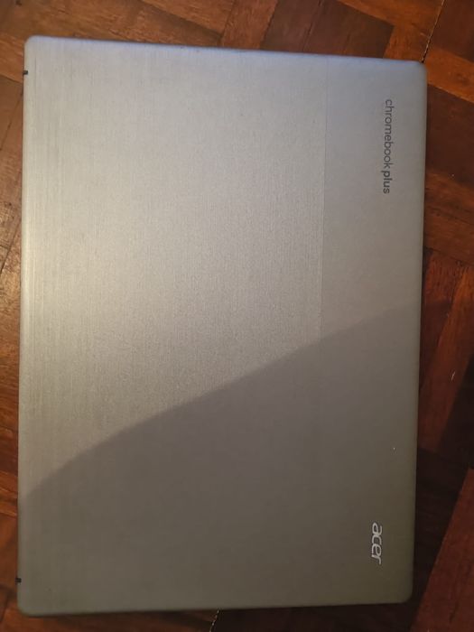 Acer chromebook plus 514 muito bom estado, pouquissimo uso, como novo