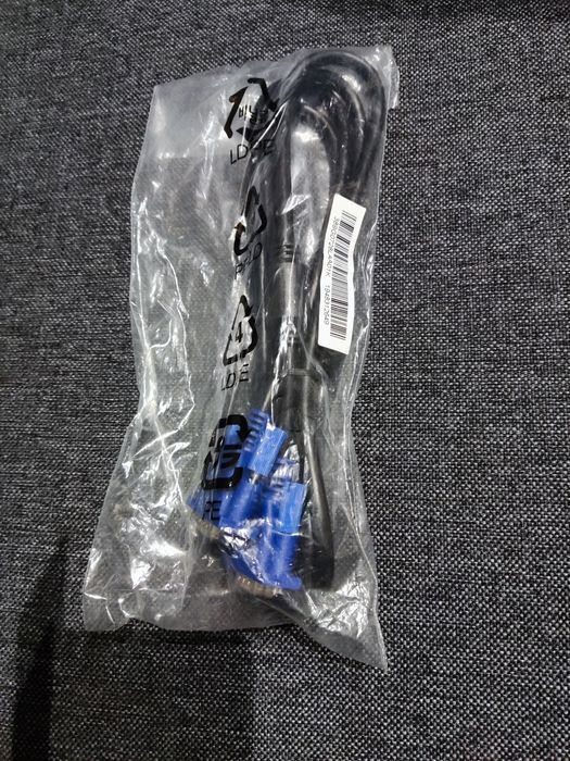 Kabel VGA do monitora