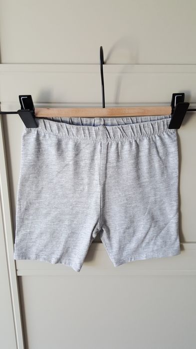 3 pary krótkie spodenki kolarki Young Style H&M r.110cm 5-6lat