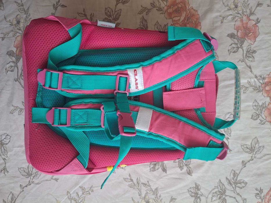 Ранец, портфель школьный CLASS