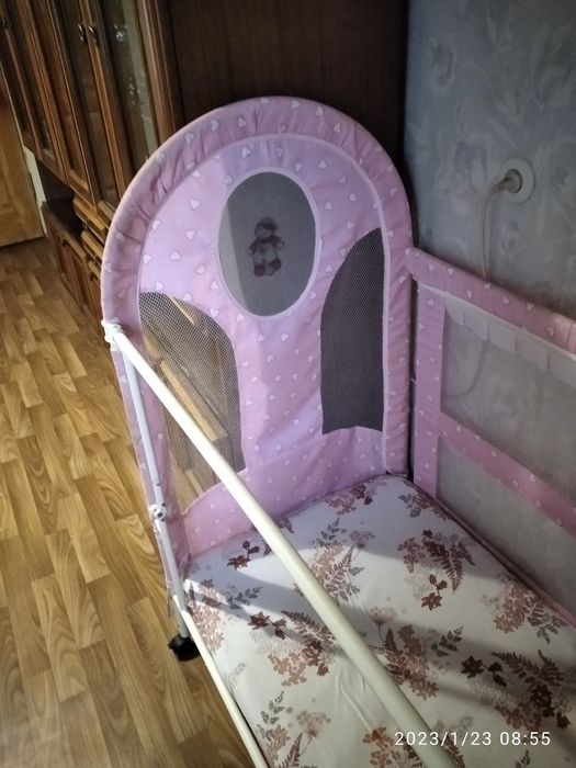 Кроватка детская.