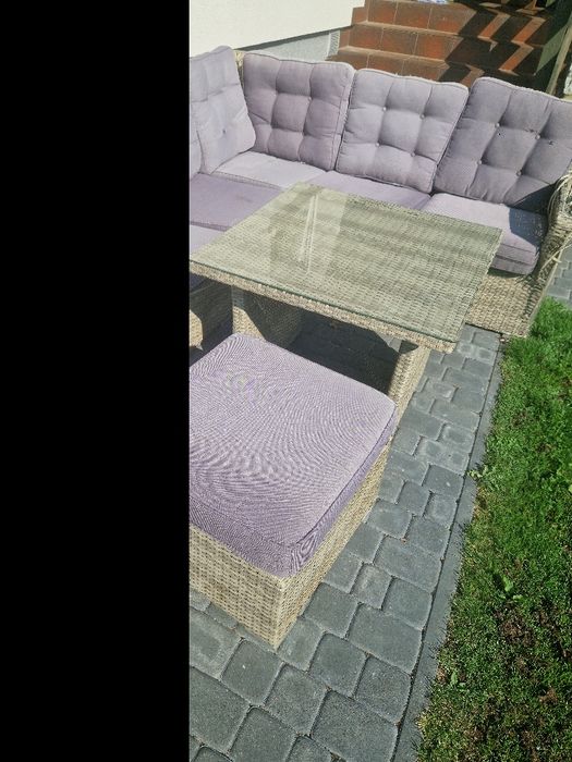 Narożnik kanapa technorattan na ogród taras stolik