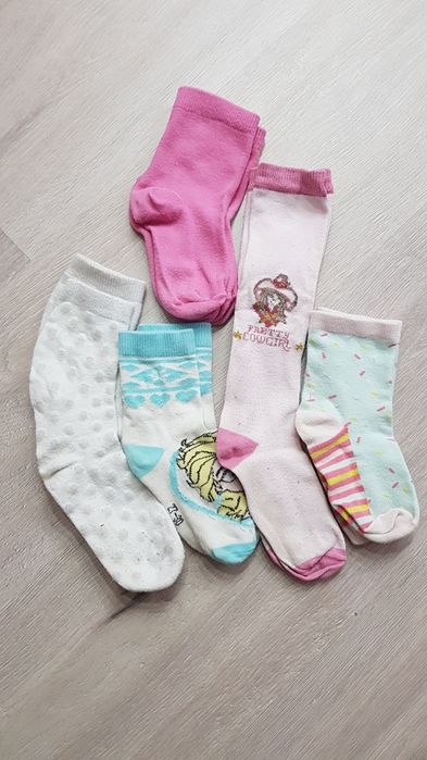 Skarpetki frozen 27-30  dł stopy 12-13cm 5 par za 5zł stan bdb