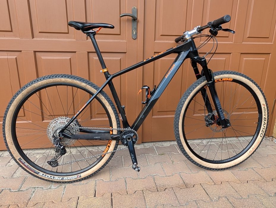 Cube Reaction pro 19 Carbon dodatki (MTB xc trek Giant cannondale)
