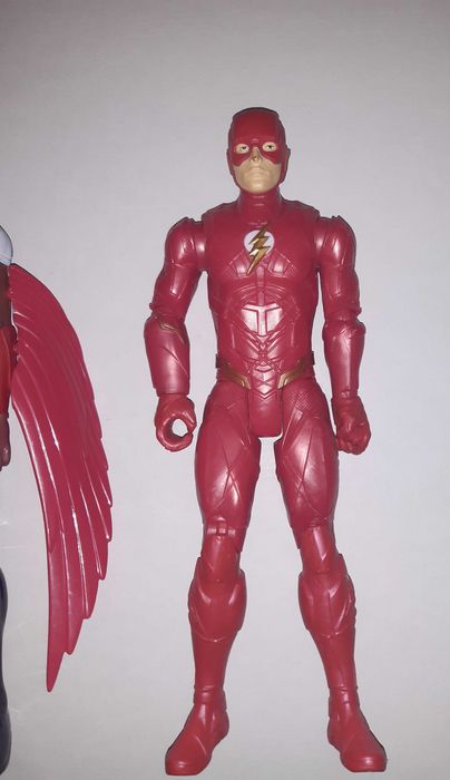 Lote heróis Marvel e DC usados