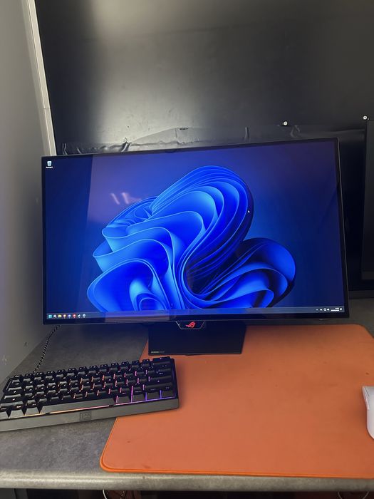 ASUS ROG Strix OLED XG27AQDMG 1440p 240Hz
