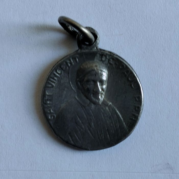 Medalhinha de sorte talismã com mais 60 anoss