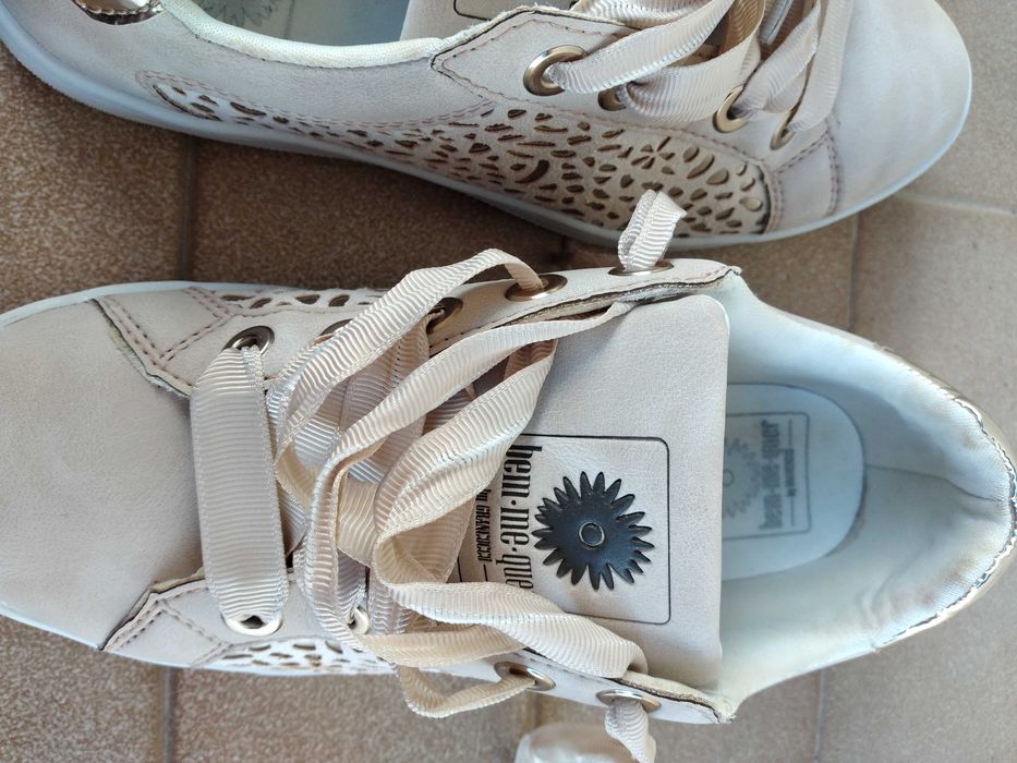 Sapatilhas rosa-nude, tamanho 37