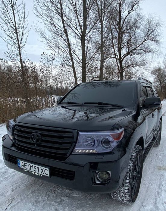 Toyota land cruiser 200