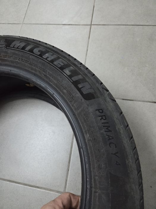 Pneu Michelin primacy 4 dimensões 235/50 R 19