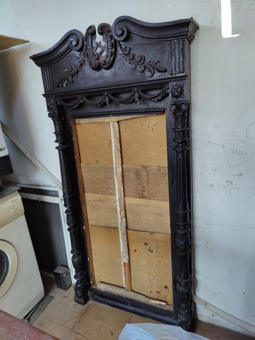 Продам старинную, антикварную раму для зеркала под реставрацию