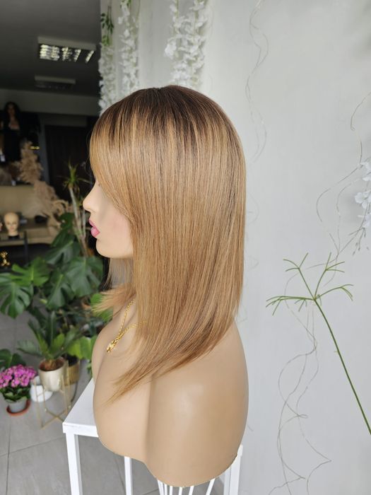 Peruka z włosów naturalnych Carmen karmelowy blond z odrostem grzywka