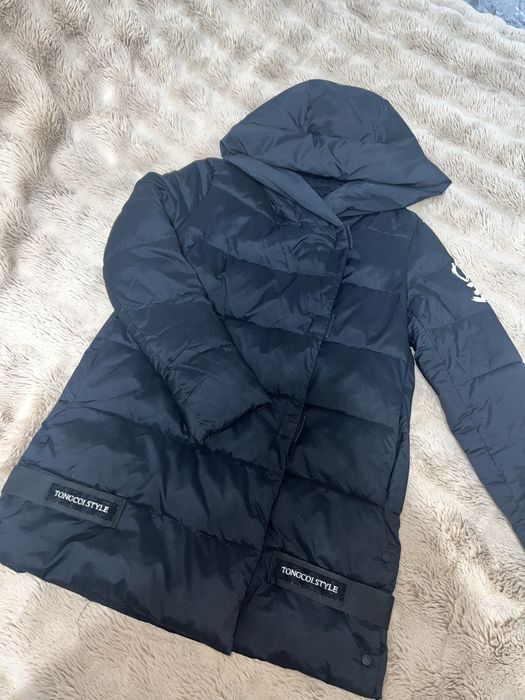 Продам куртку в  гарному стані