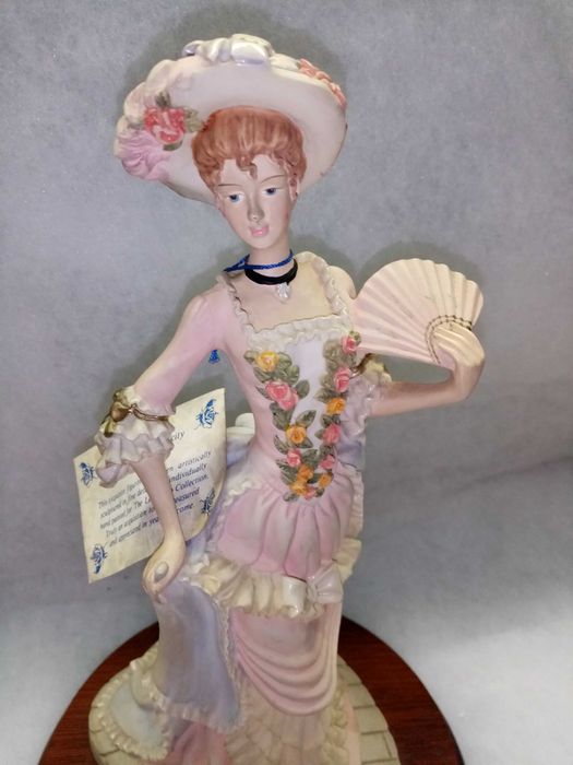 Boneca em marfinite