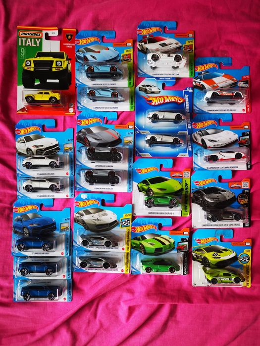 Lamborghini Hot wheels novo com portes incluídos
