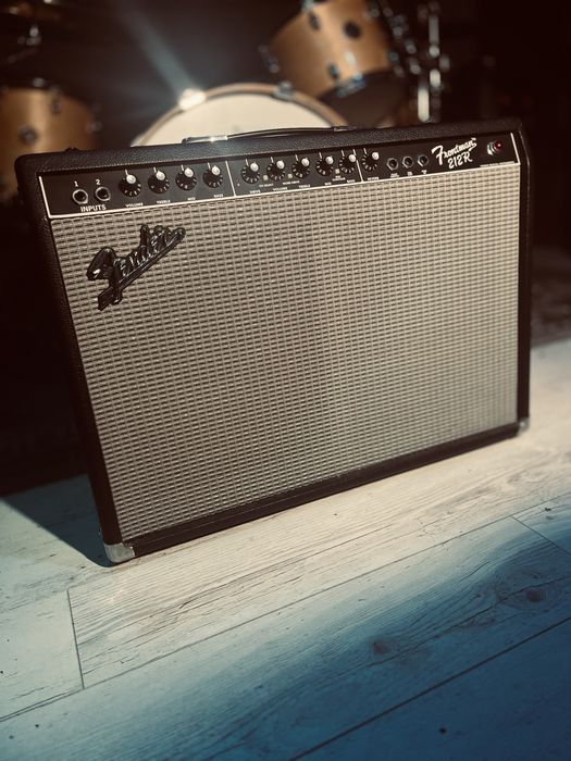 Fender Frontman 212R + Footswitch