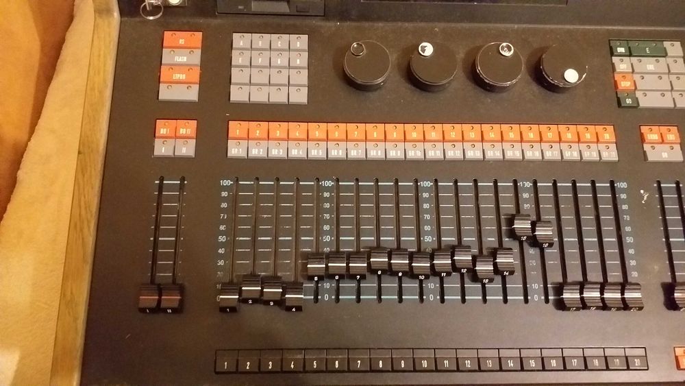 Transtechnik konsola do świateł scena koncert